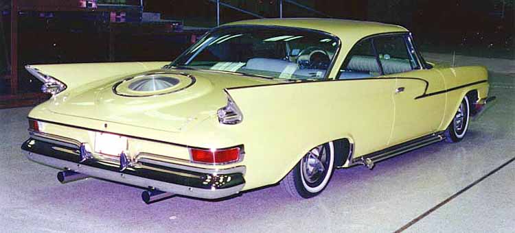 61 Chrysler 2dr Hardtop